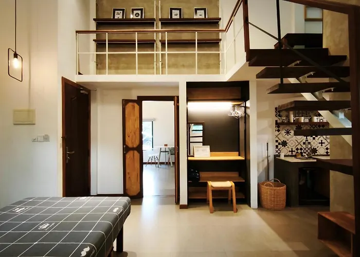 Cozy & Spacious 2Br Private House